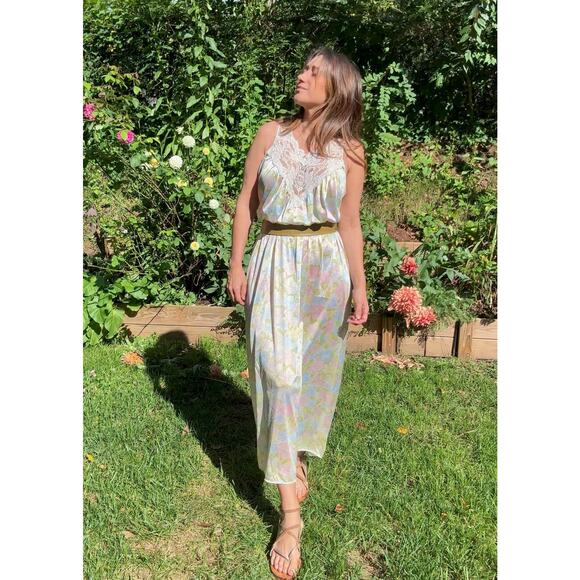 Vintage 1970s Vassarette Pastel Lace Slip Dress Nightgown (Maxi) - Picture 2 of 11